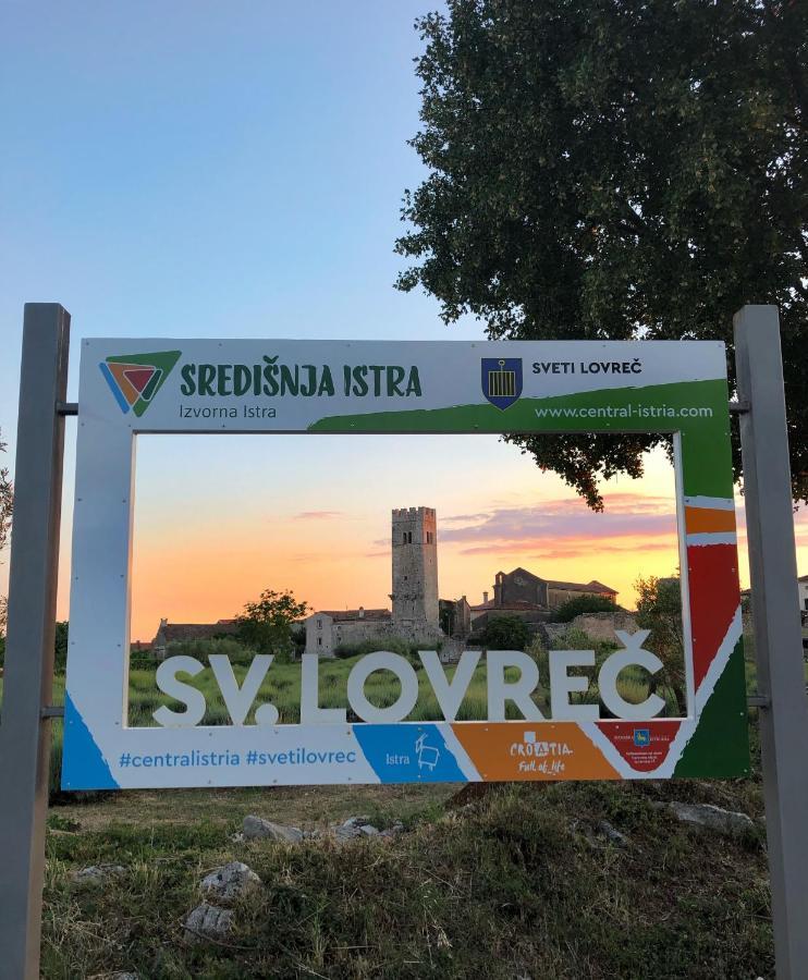 Sveti Lovreč Pazenatički Lavanda Apartments & Room מראה חיצוני תמונה