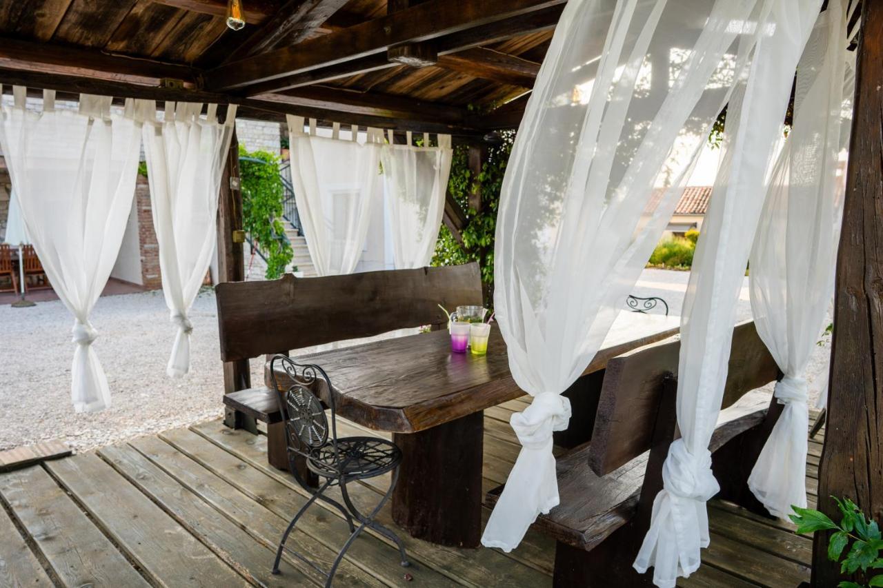 Sveti Lovreč Pazenatički Lavanda Apartments & Room מראה חיצוני תמונה