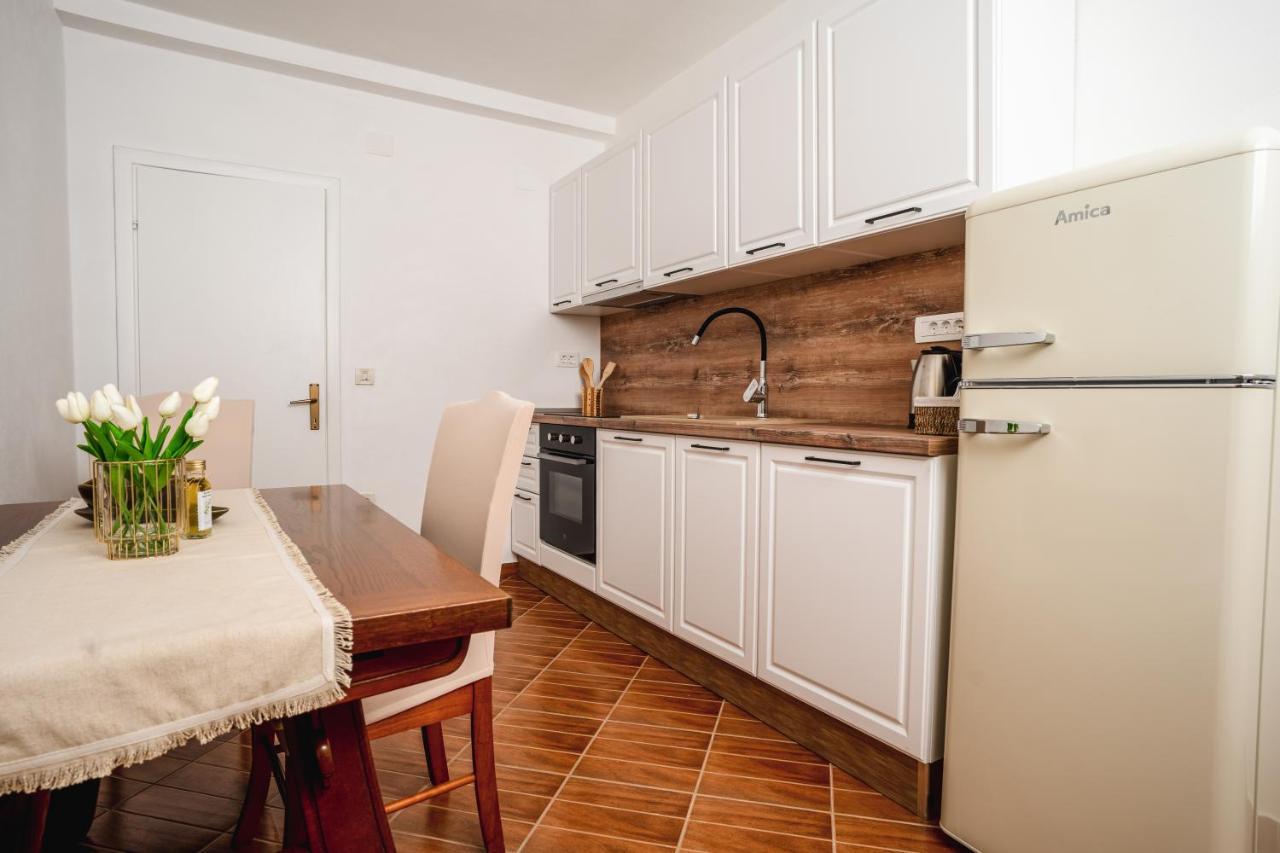 Sveti Lovreč Pazenatički Lavanda Apartments & Room מראה חיצוני תמונה