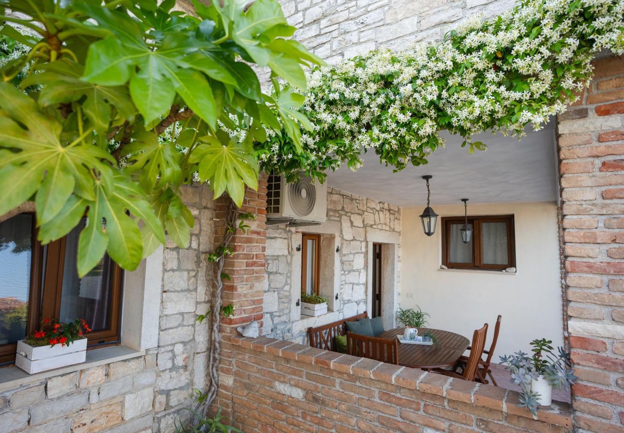 Sveti Lovreč Pazenatički Lavanda Apartments & Room חדר תמונה