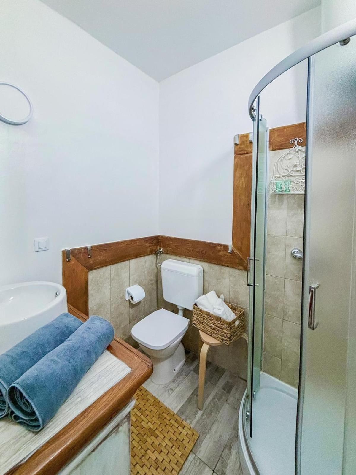 Sveti Lovreč Pazenatički Lavanda Apartments & Room מראה חיצוני תמונה